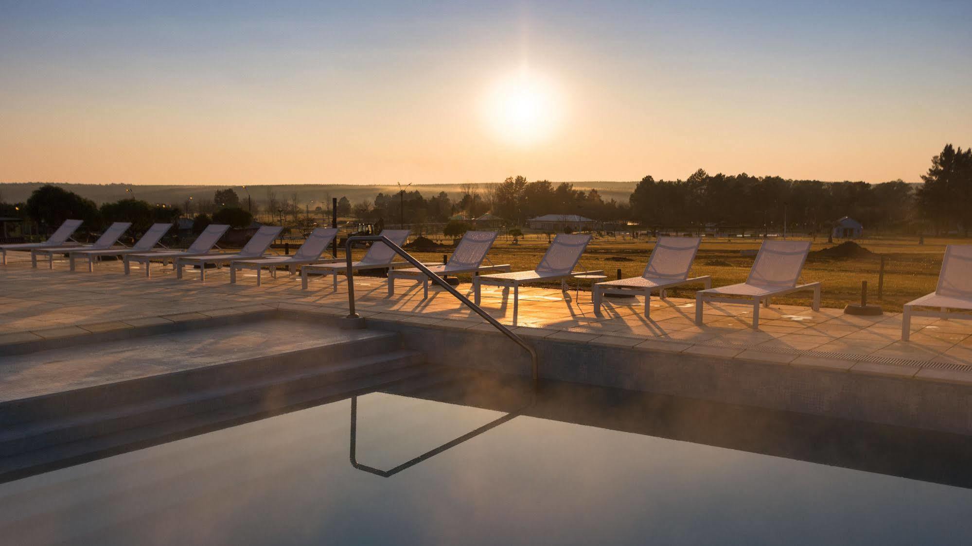 Salinas Del Almiron Resort Termal Termas de Almiron Bagian luar foto